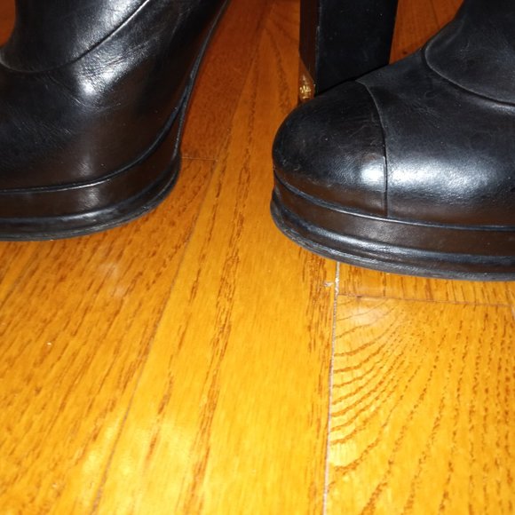 Chanel Ankle Boot Black Size 39.5 - Picture 13 of 16